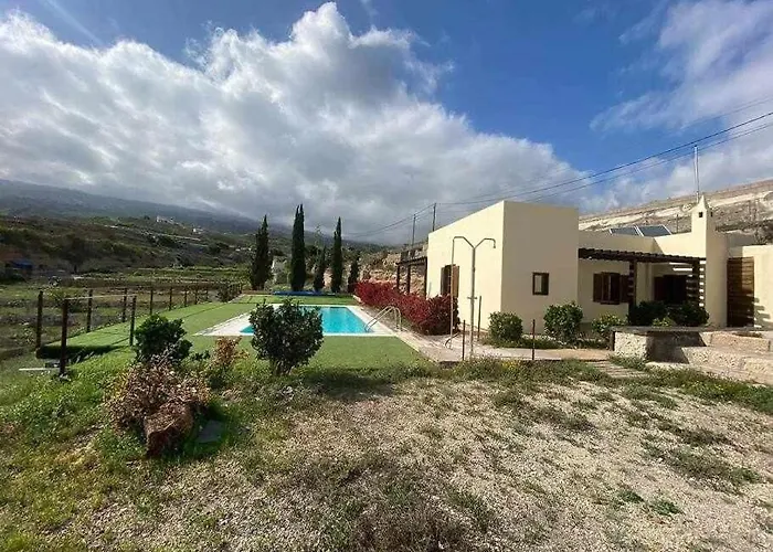 Con Vistas Maravillosas En Arico Tatil Evi