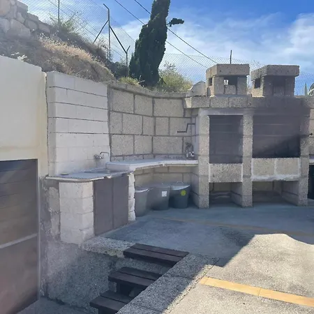 Con Vistas Maravillosas En Arico Feriehus Sabina Alta